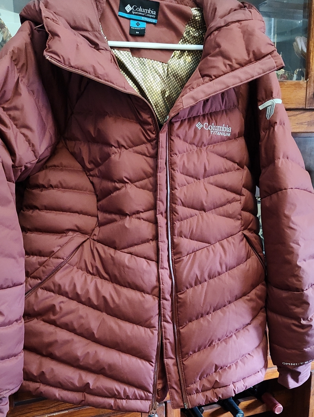 Columbia Titanium Women's Maroonish Rusty Insulated Jacket